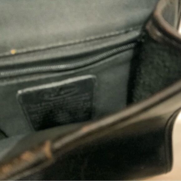 Vintage BRIGHTON  Black Croc Embossed Leather Bucket Flap Crossbody Bag - Picture 12 of 16